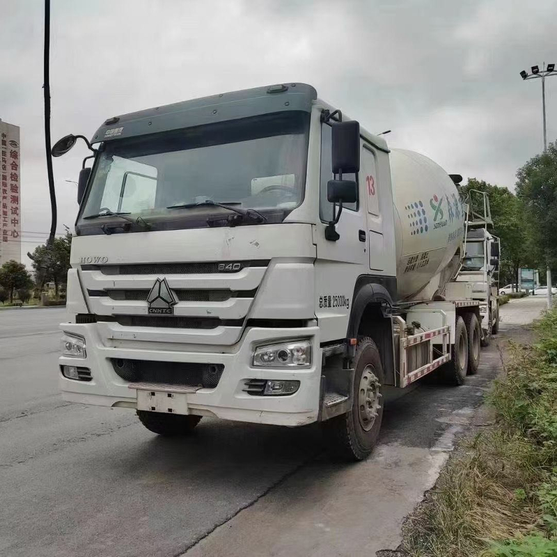 Used Sinotruck Howo Concrete Mixer Truck 6x4 Cement Mixing Truck 10 CBM Second Hand